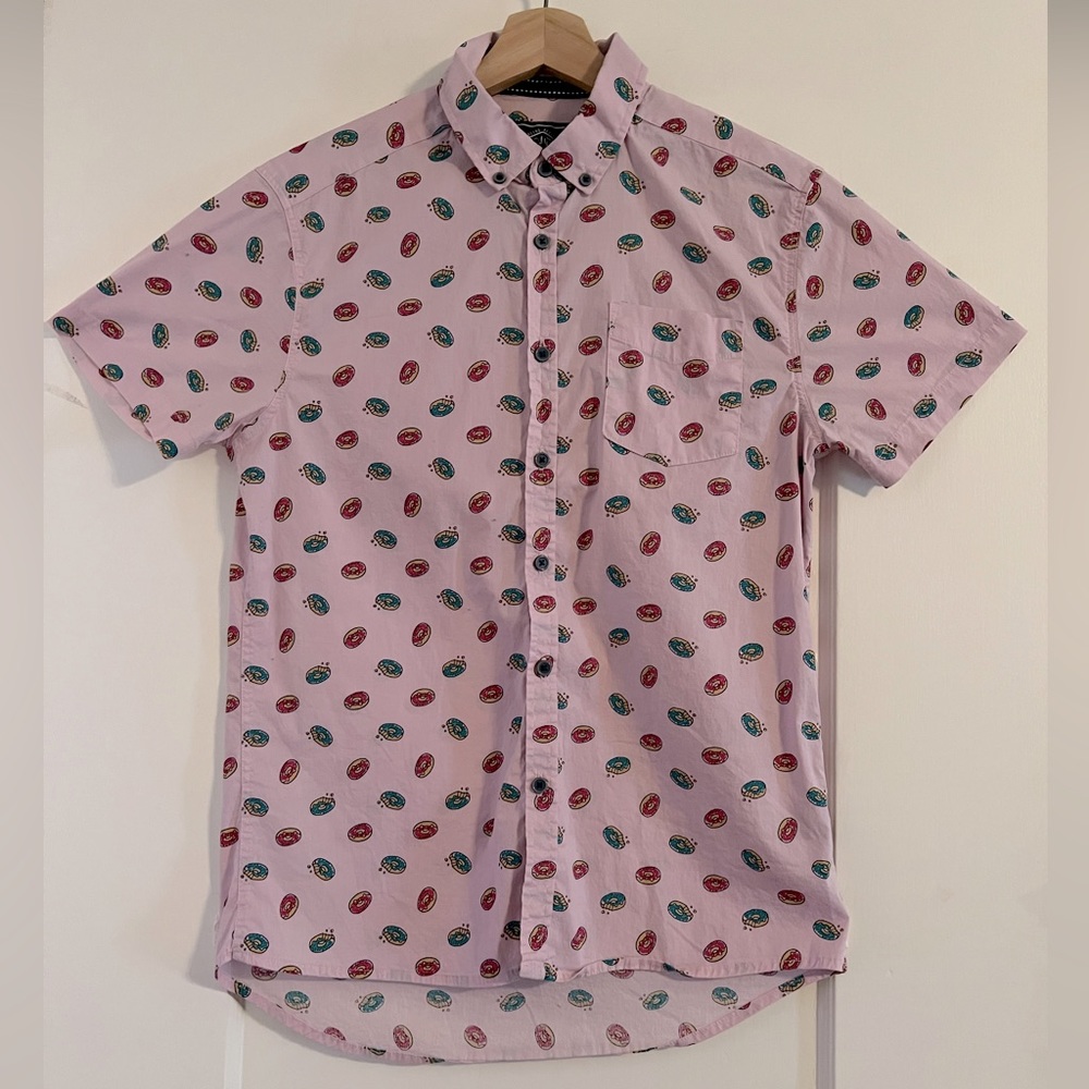Men’s Pink Doughnut Pattern Casual Button Down Shirt Size Small